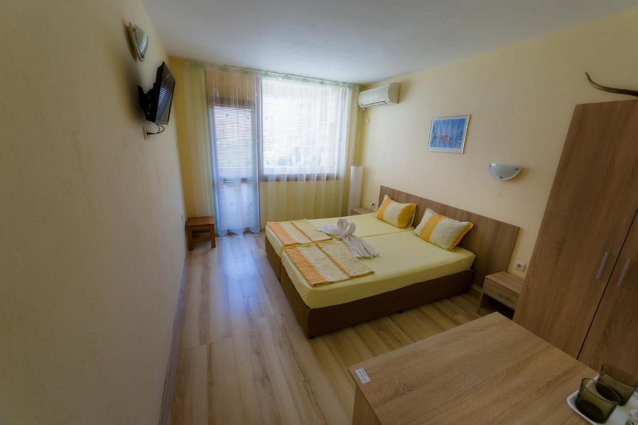 Primorski Briz Guest House Primorsko Luaran gambar