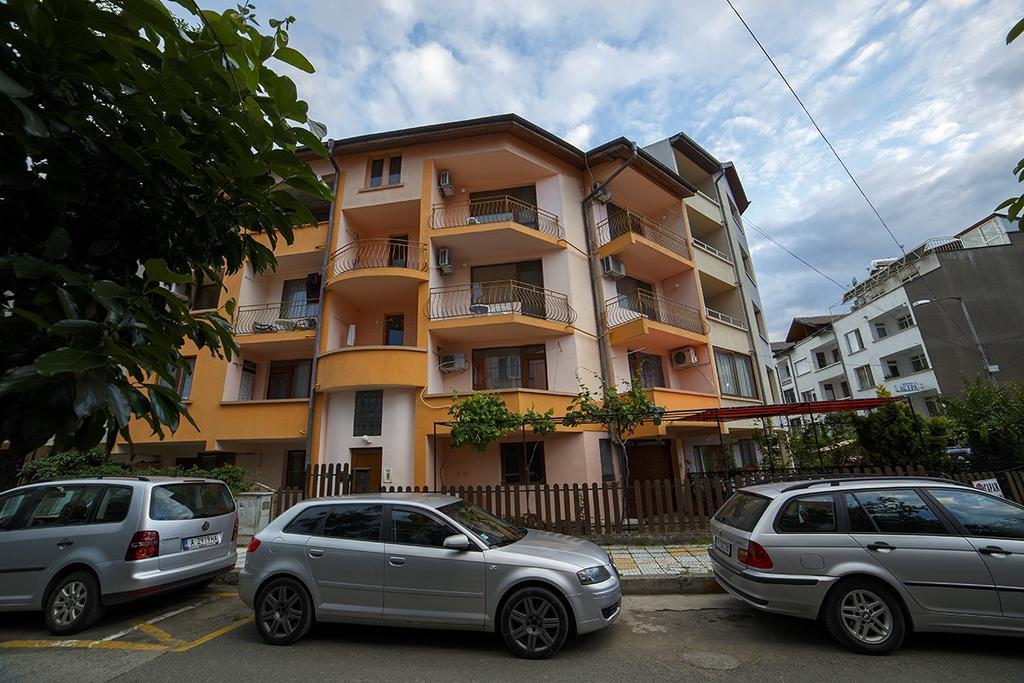 Primorski Briz Guest House Primorsko Luaran gambar